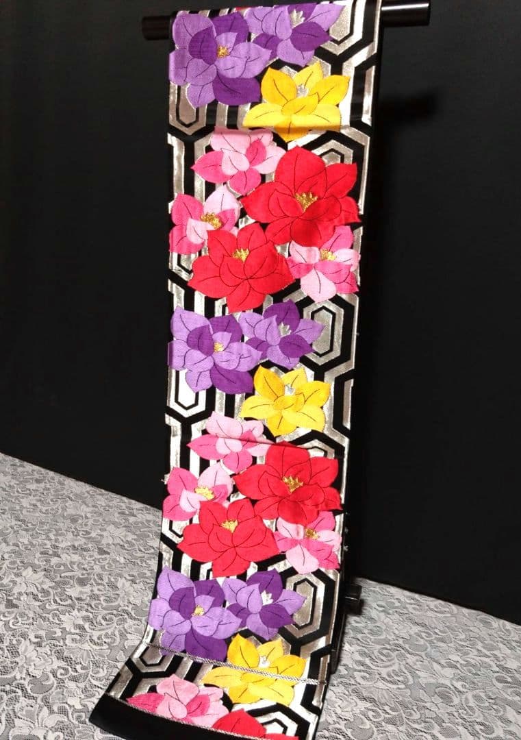 B233■豪華刺繍黒地正絹袋帯10本まとめ売り■着物/振袖/リメイク/バッグ■