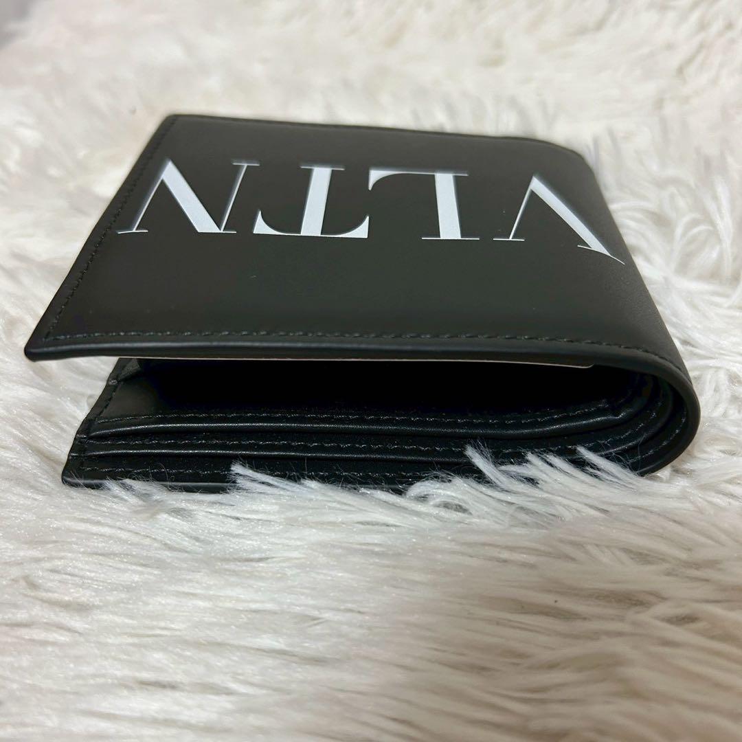 未使用級✨VALENTINO ヴァレンティノ 二つ折財布 ブラック