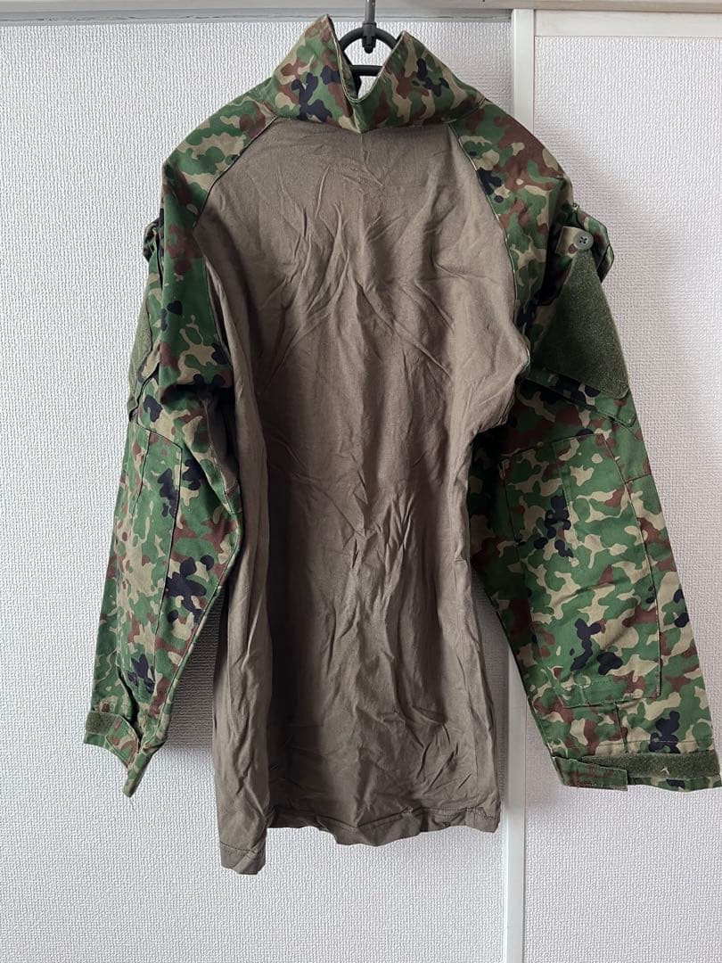 コンバットシャツ