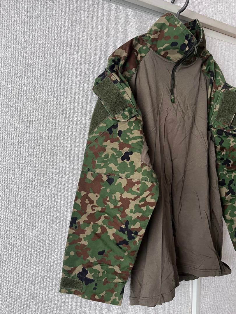 コンバットシャツ