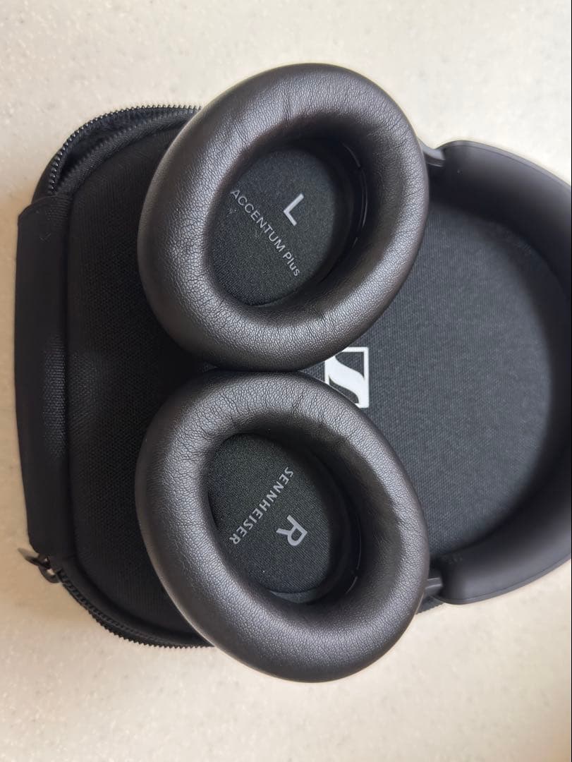 ゼンハイザー　ACCENTUM Plus ワイヤレスヘッドホン