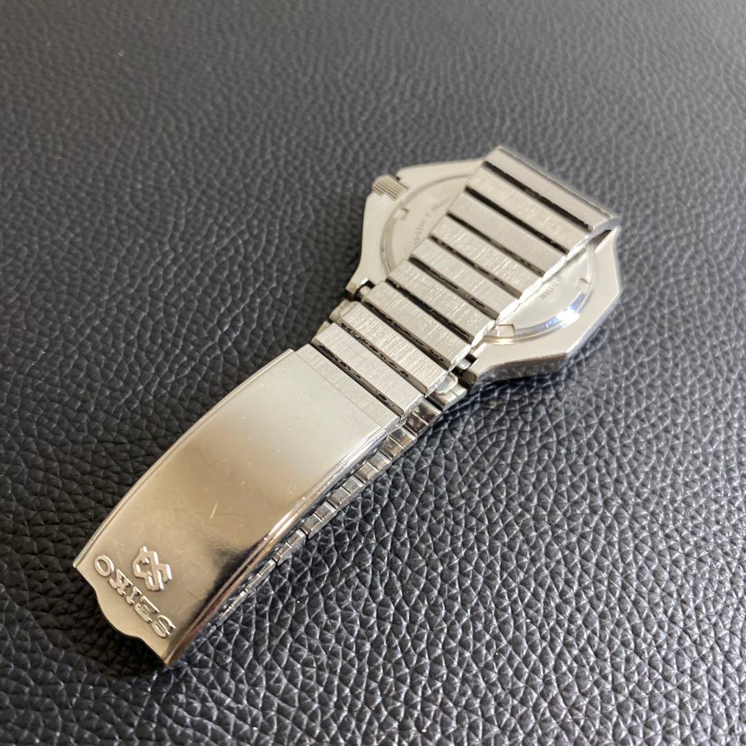 R*3様 ジャンク SEIKO セイコー SQ sports 100 8123-