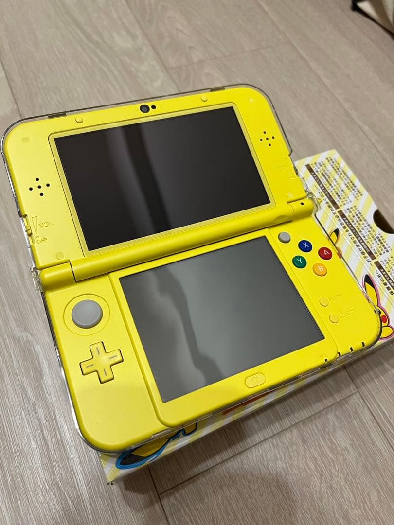 【超美品】Newニンテンドー3DS LL ピカチュウ【イエロー】