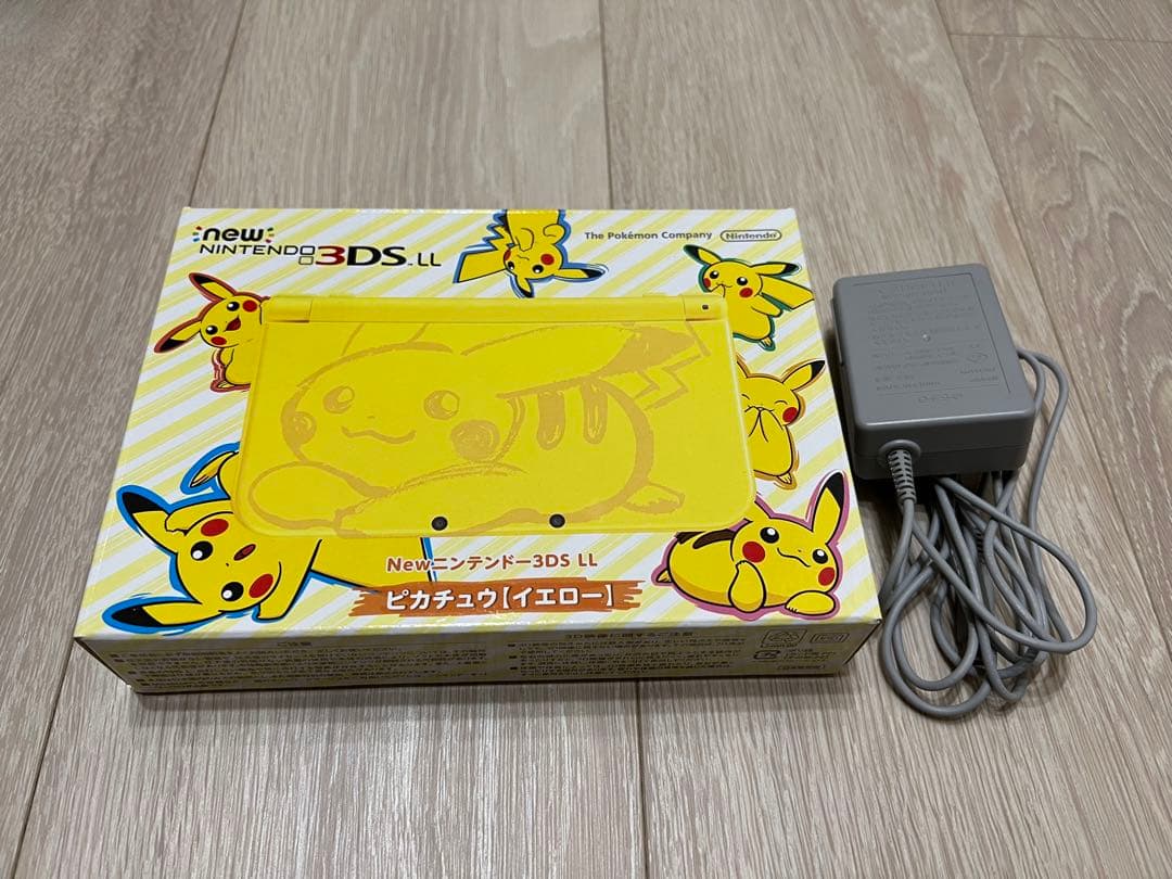 【超美品】Newニンテンドー3DS LL ピカチュウ【イエロー】
