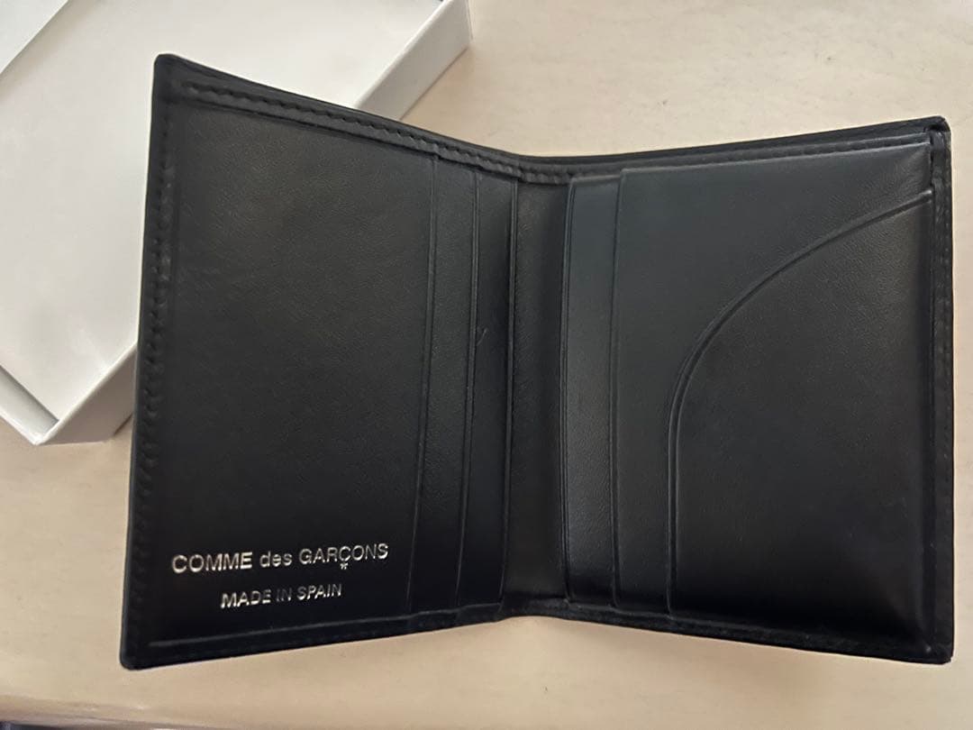 コムデギャルソン　財布　カードケース SILVER EYELET