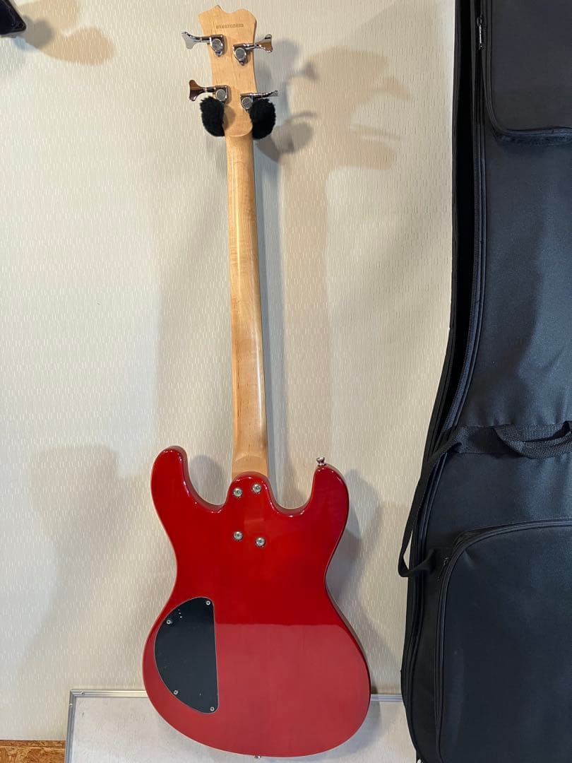 ARIAモズライトタイプベンチャーズモデル美品です。 フラット弦に張替えてます。