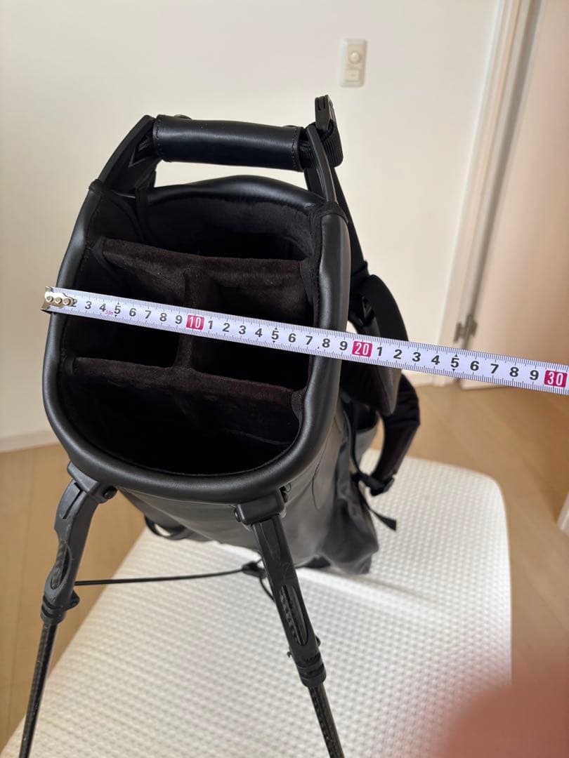 ベゼルキャディバック美品