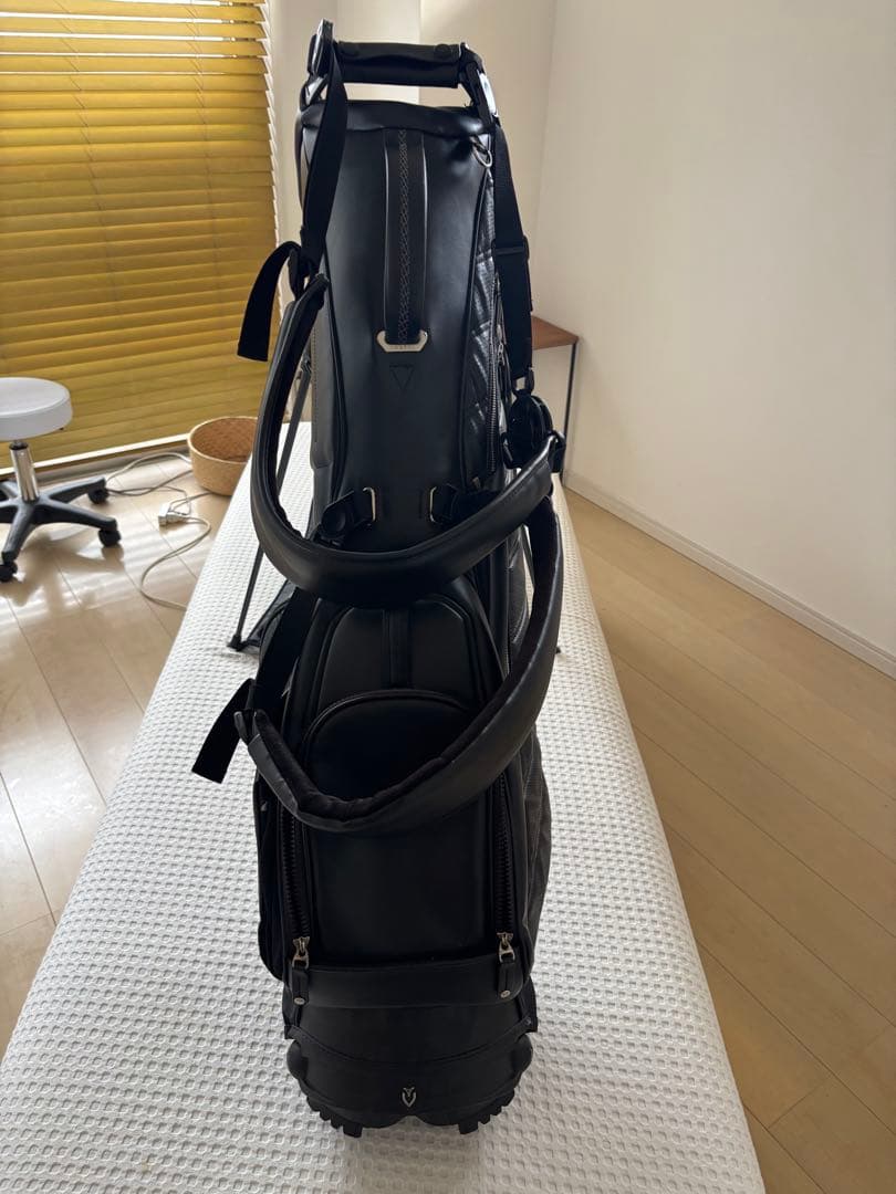 ベゼルキャディバック美品