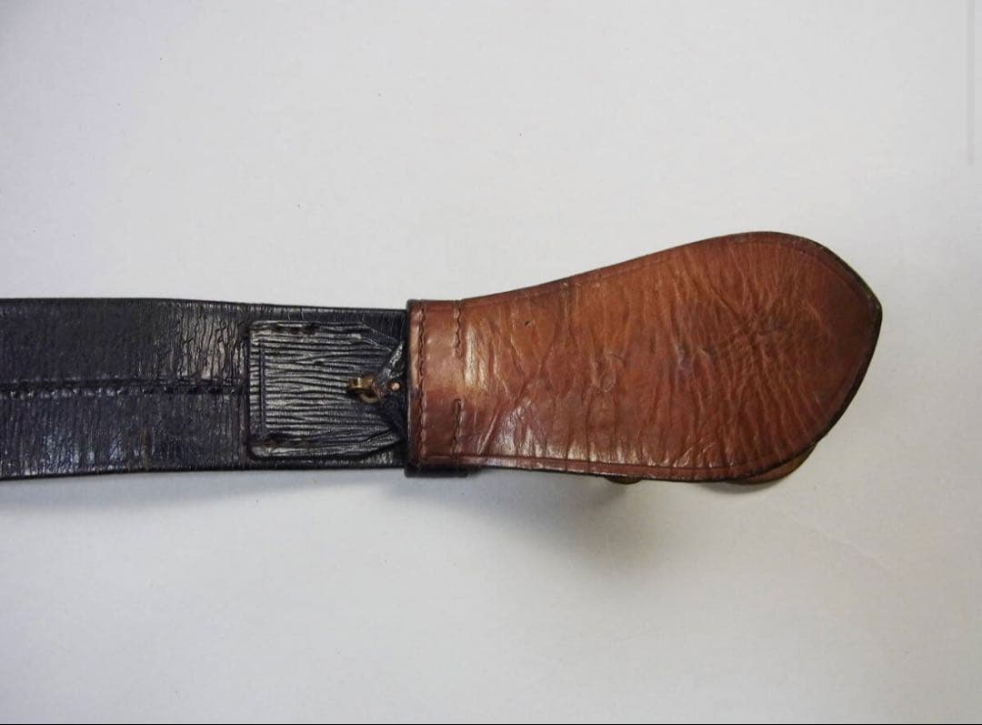 旧日本軍海軍士官用剣帯 帝国海軍連合艦隊短剣ベルト軍艦陸戦隊指揮官海軍省