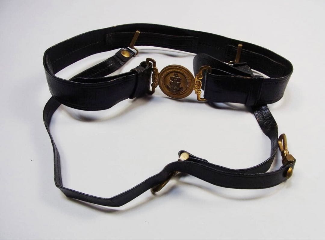 旧日本軍海軍士官用剣帯 帝国海軍連合艦隊短剣ベルト軍艦陸戦隊指揮官海軍省