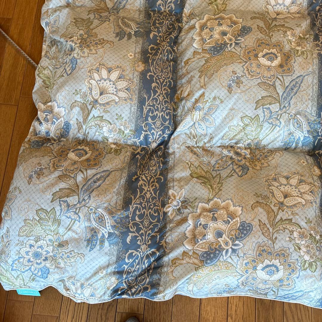 ❶フランスベッド羽毛掛け布団1.４キロ丸洗い大丈夫です