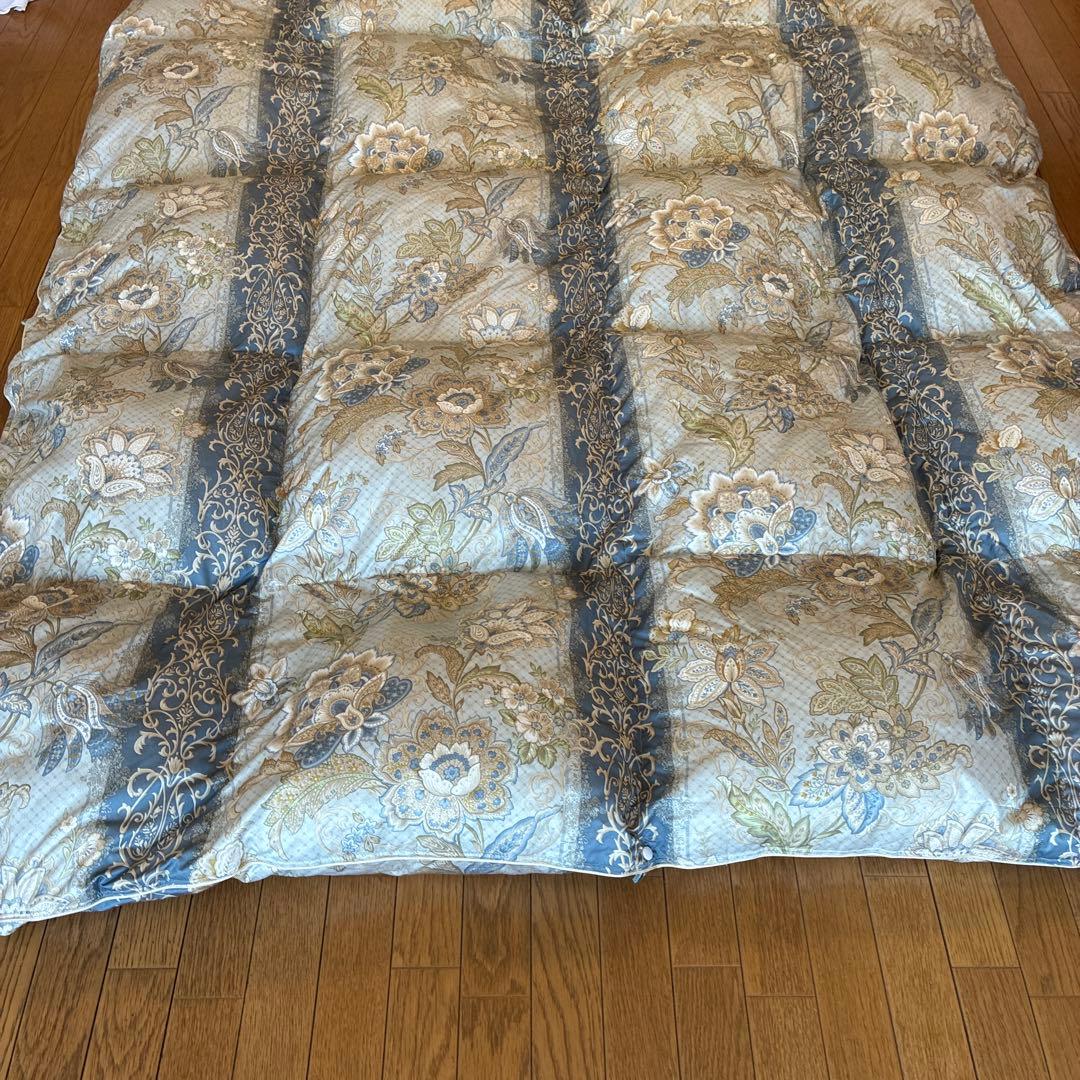 ❶フランスベッド羽毛掛け布団1.４キロ丸洗い大丈夫です