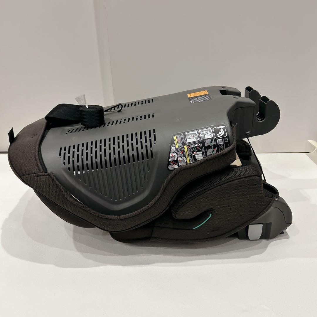 美品✨combi チャイルド ジュニアシート ジョイトリップアドバンス plus