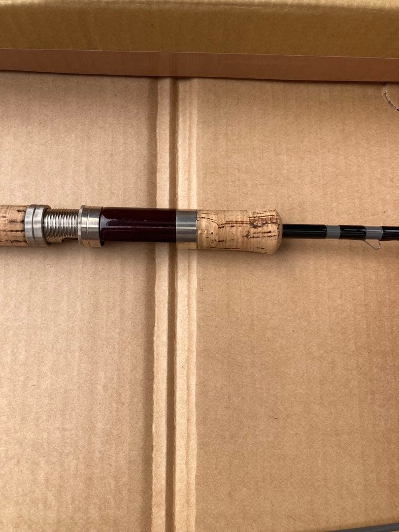 ザウルストラウトスピンユーイフィクトボロンTS82MHS