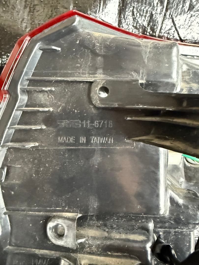 【ポップ】 スバル アウトバック BS9 USテールランプ【ポップ】