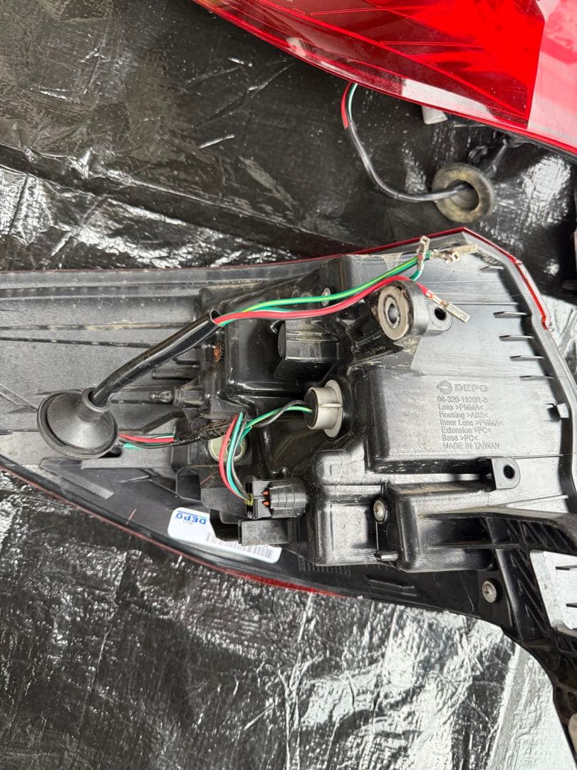 【ポップ】 スバル アウトバック BS9 USテールランプ【ポップ】