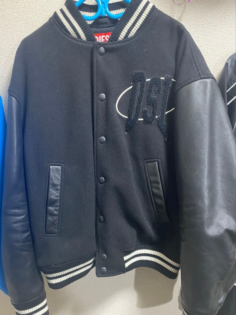 DIESEL スタジャン Black ボンバージャケット値下げ可能