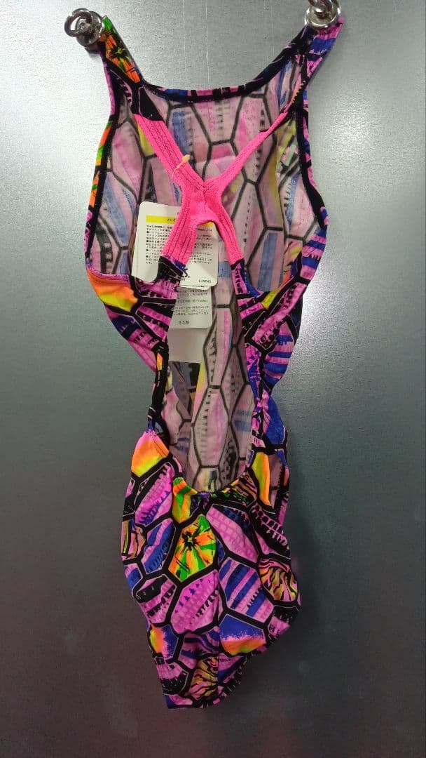 asics スイムスーツ 幾何学模様 ピンク　ハイドロcd