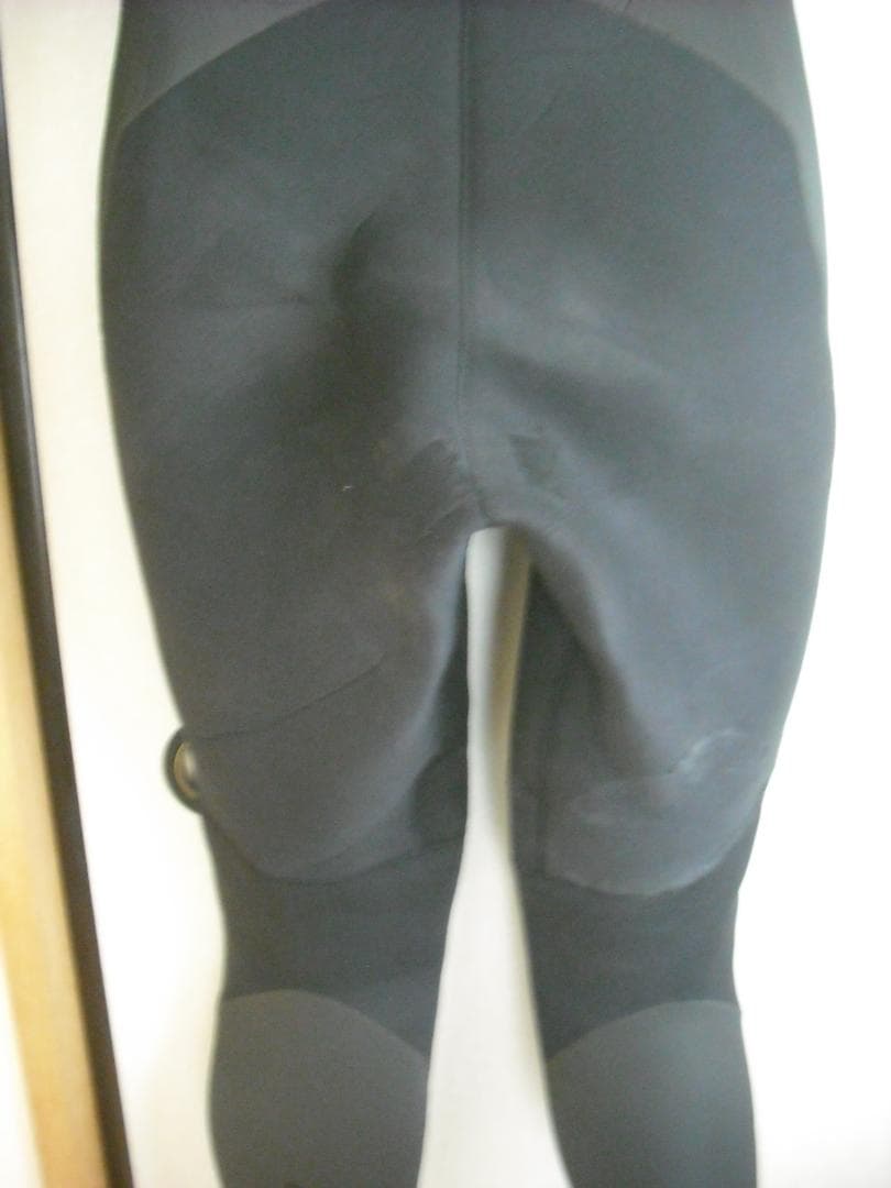 【程度良好】オニール（O'NEIL)　セミドライウエットスーツ　M相当　5X3