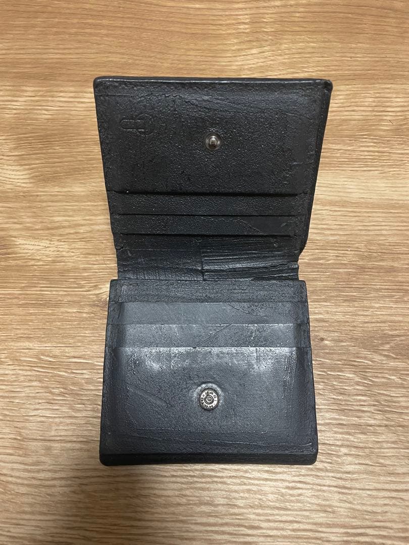 財布　三つ折り　マルジェラ　バレンシアガ　ロエベ