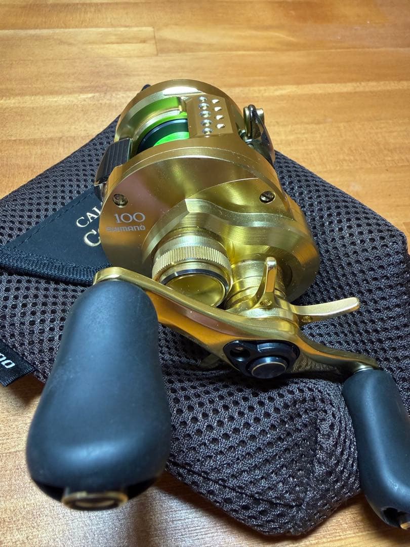シマノ　21 カルカッタ コンクエスト 100 RIGHT