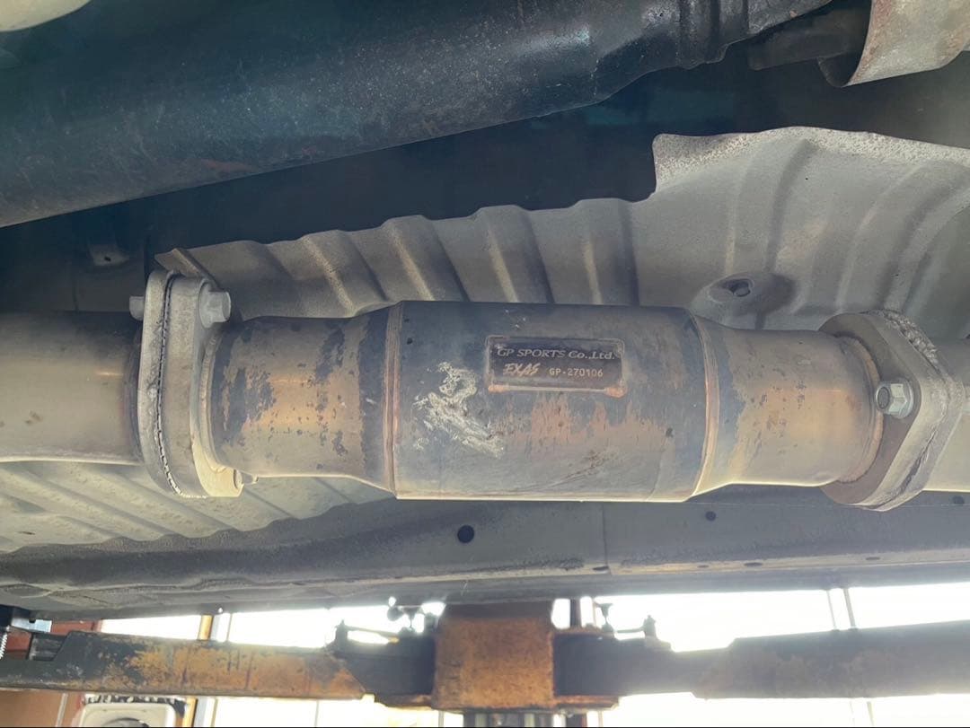 ER34 GPスポーツキャタライザー　スカイライン　c35ローレル