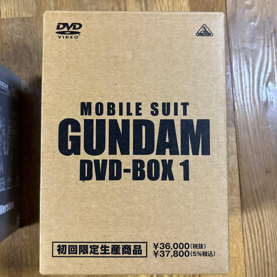 機動戦士ガンダム DVD-BOX 1&2セット美品　フィギュア　ガンダムdvd