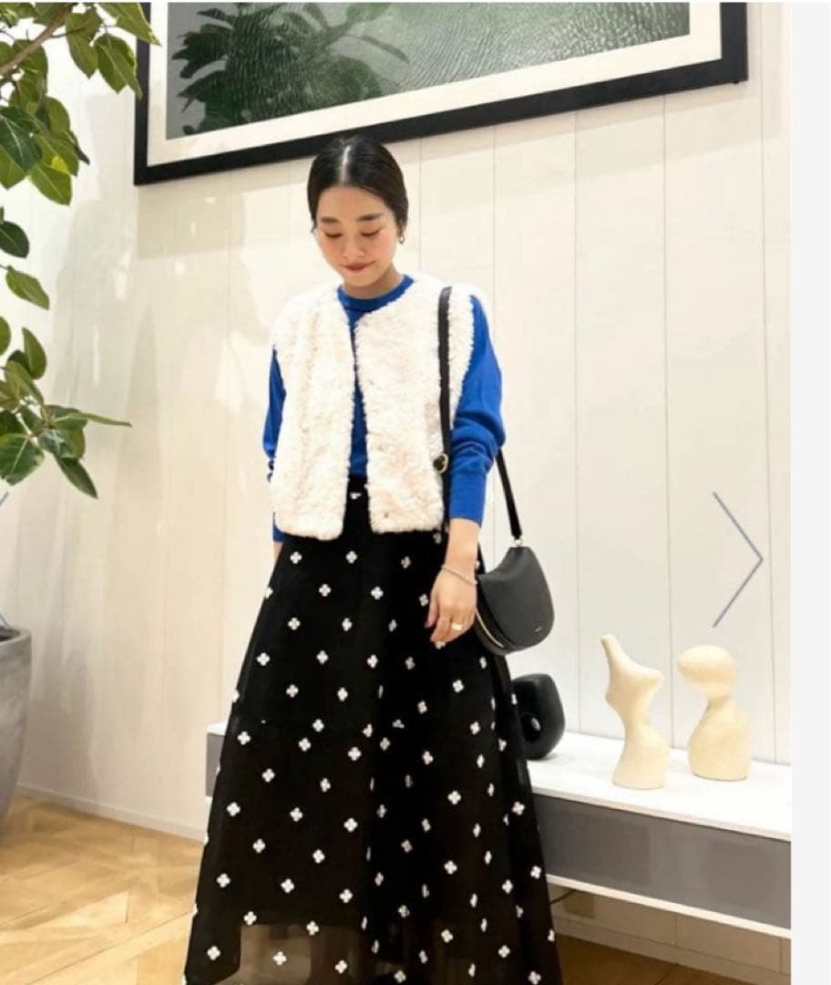 美品トゥモローランド Ballseyランダムファーショートベスト