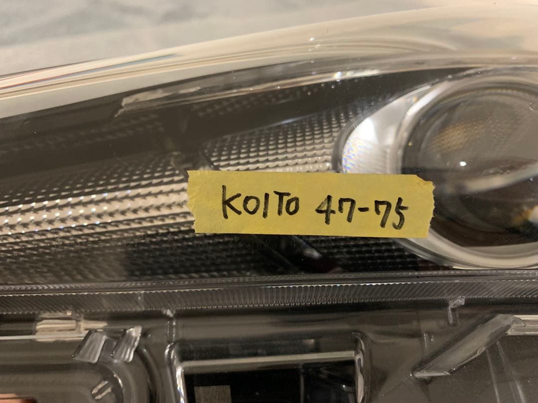 トヨタ 50系プリウス 前期 純正 LED 左 L 助手席側 ヘッドライト