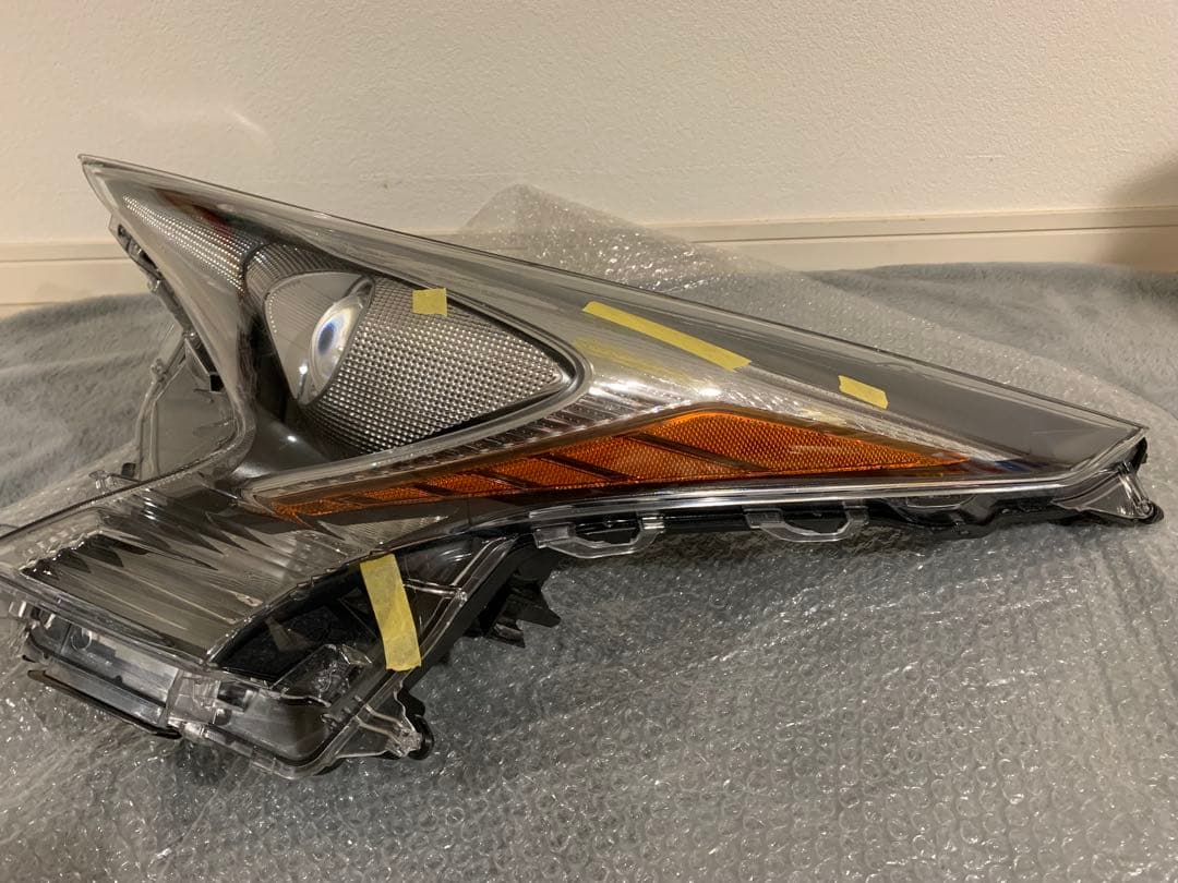 トヨタ 50系プリウス 前期 純正 LED 左 L 助手席側 ヘッドライト