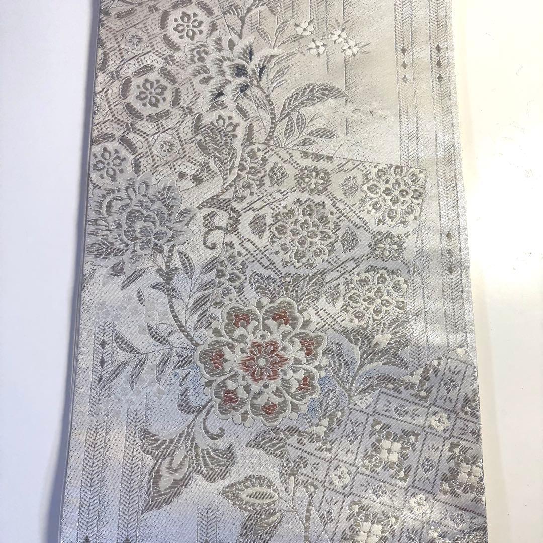 5k2480 袋帯　絹　唐織　正倉院文様　華文　白　銀色　ピンク　青　花柄　和装