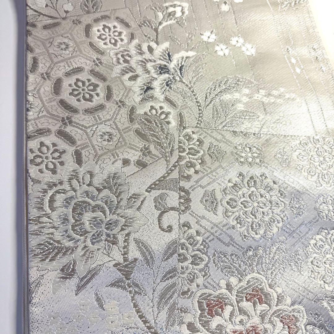 5k2480 袋帯　絹　唐織　正倉院文様　華文　白　銀色　ピンク　青　花柄　和装