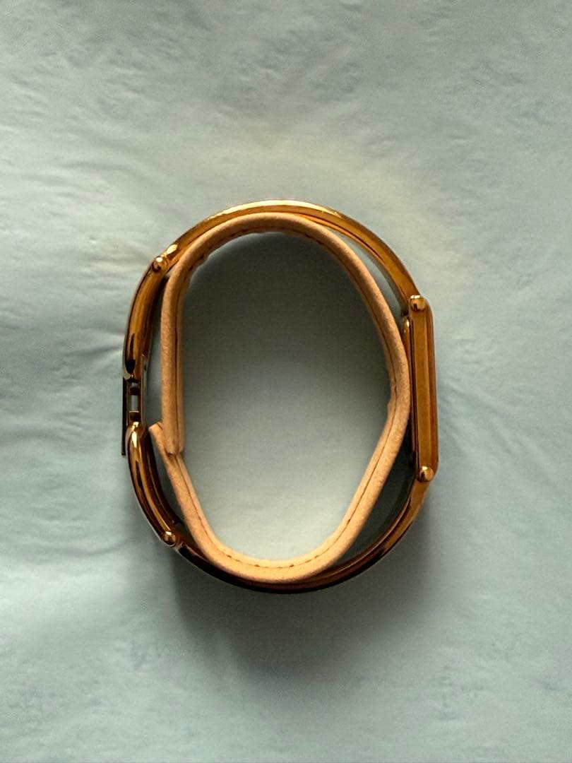 GUCCI アナログクォーツ腕時計