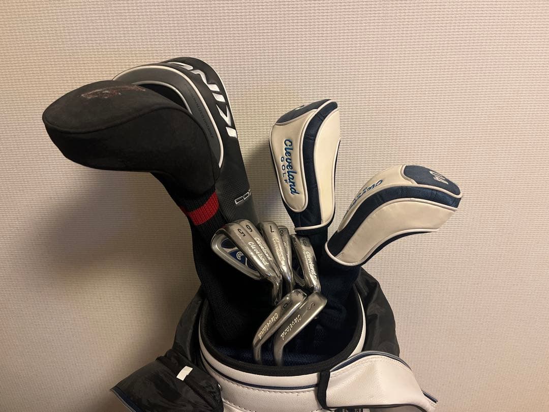 Cleveland ゴルフバッグ・クラブセット