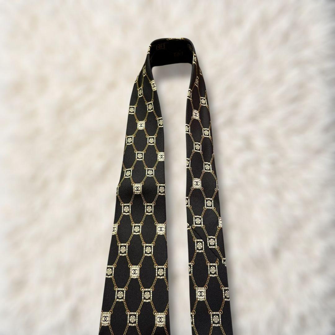 【未使用級✨】シャネル 花柄 ココマーク 黒白黄 金チェーン メンズ ネクタイ