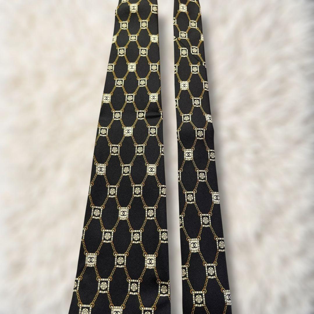 【未使用級✨】シャネル 花柄 ココマーク 黒白黄 金チェーン メンズ ネクタイ