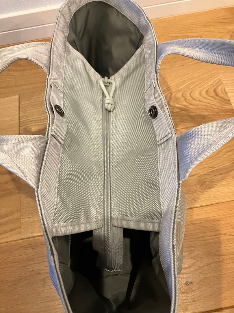 BRIEFING ブリーフィング　トートバッグ シルバー