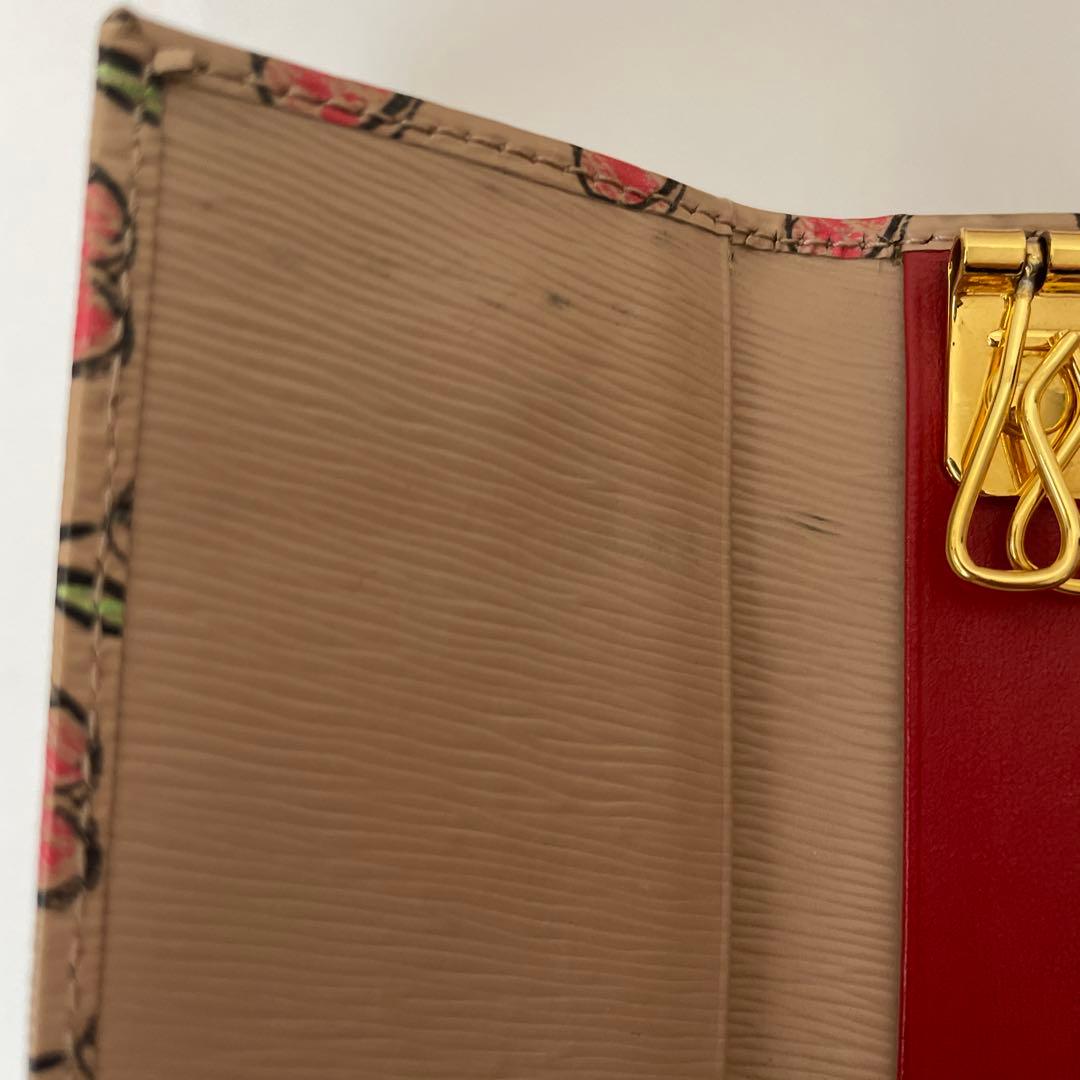 【専用】PRADA ハート・花柄キーケース