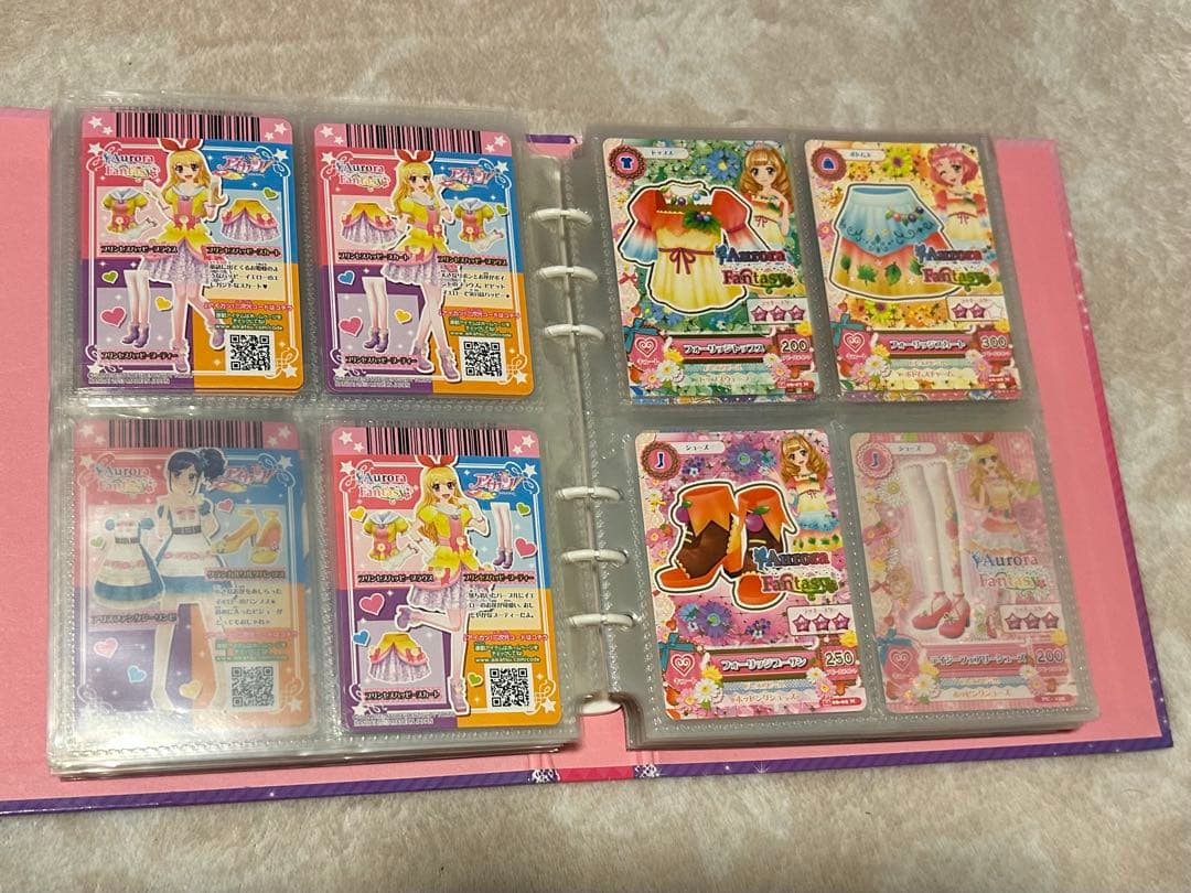 アイカツカード キュート レア ノーマル 200枚超 バインダー込 まとめ売り