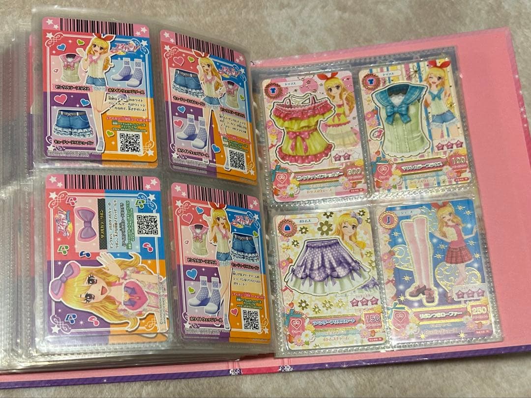 アイカツカード キュート レア ノーマル 200枚超 バインダー込 まとめ売り