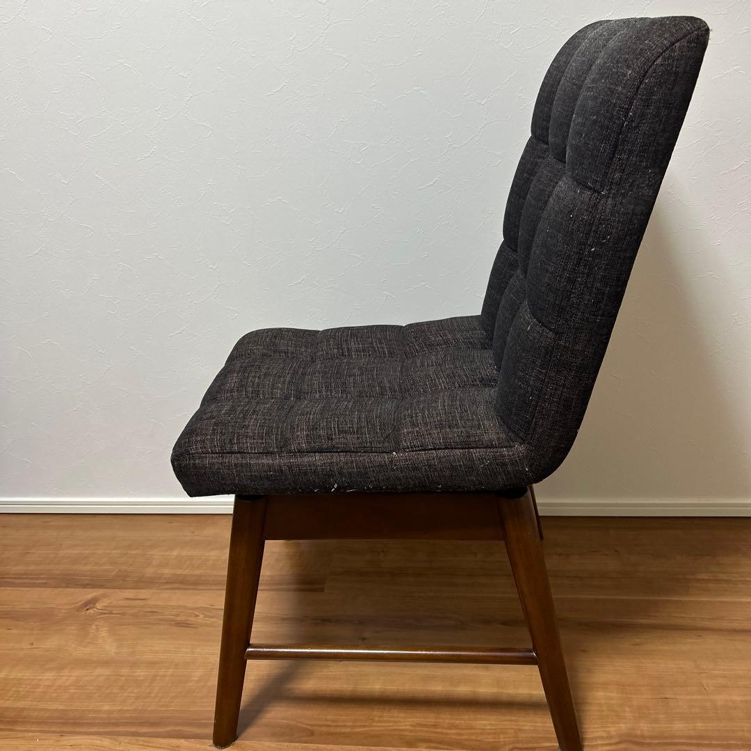 【美品・送料無料】ニトリ　回転式ダイニングチェア（ライジング）