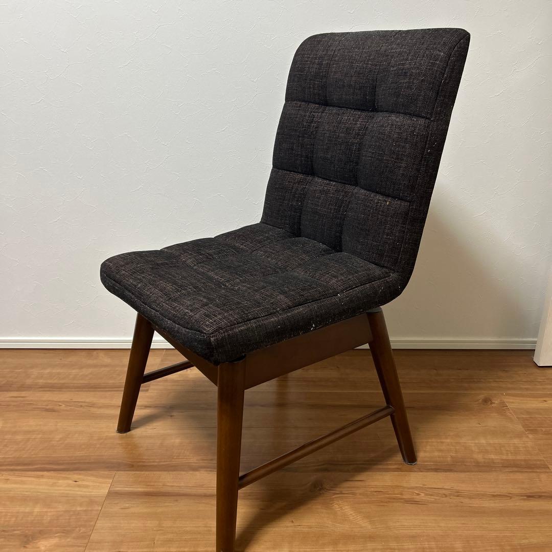 【美品・送料無料】ニトリ　回転式ダイニングチェア（ライジング）