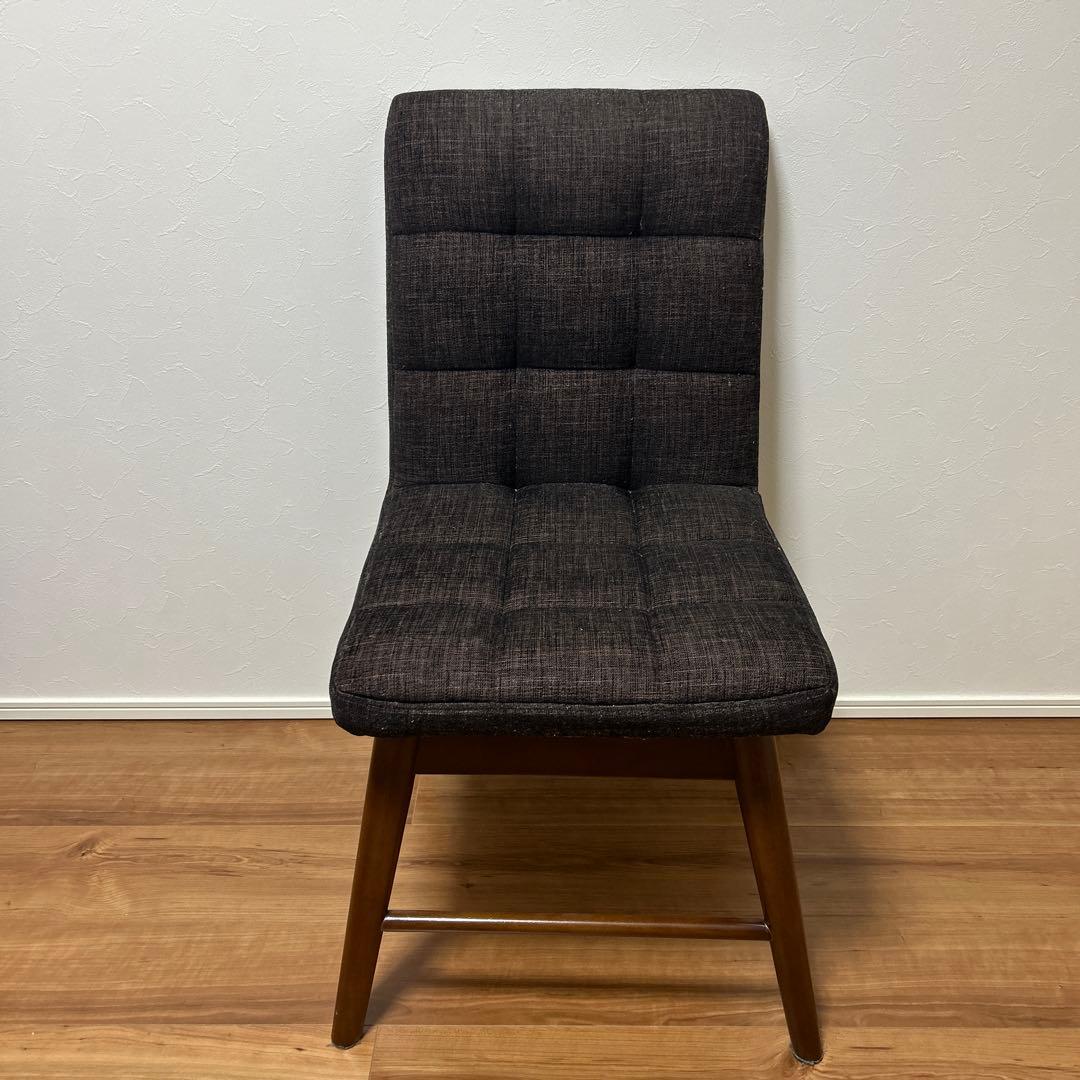 【美品・送料無料】ニトリ　回転式ダイニングチェア（ライジング）