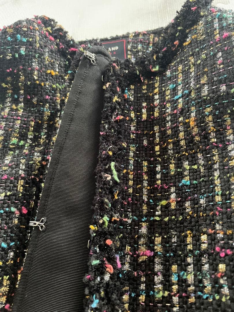 【トゥモローランド】リントン社製シャインファンシーツイードノーカラージャケット