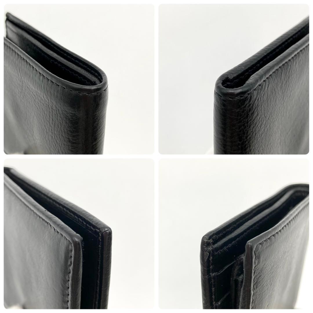 てんてん✨ IL BISONTE 二つ折り財布 黒 レザー ロゴ型押し