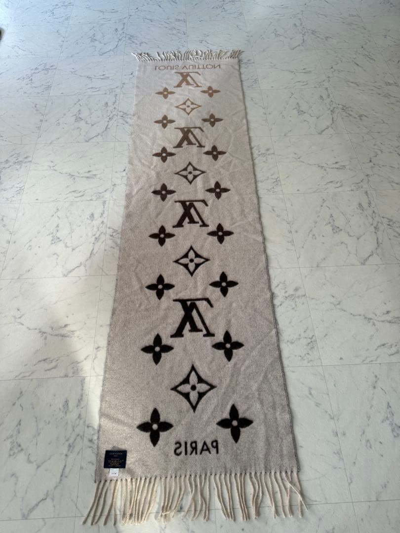 Louis Vuitton グラデーションマフラー