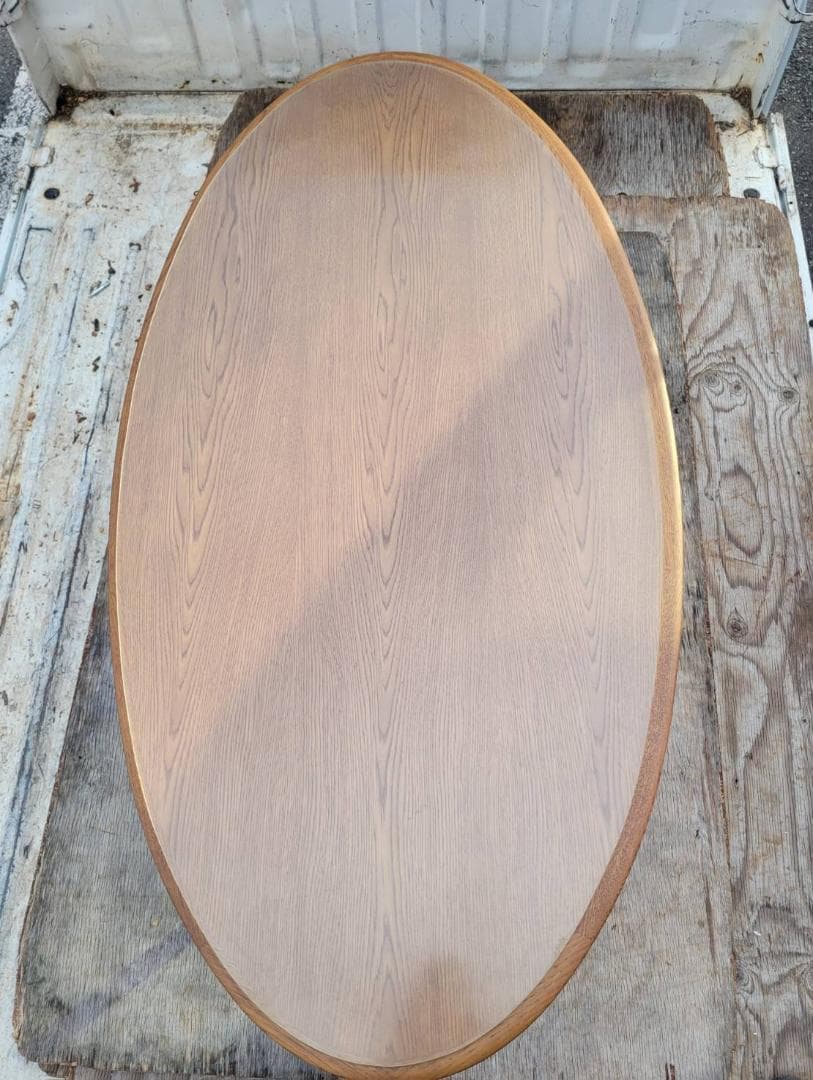 Karimoku カリモク オーバル型 センターテーブル ローテーブル 北欧家具