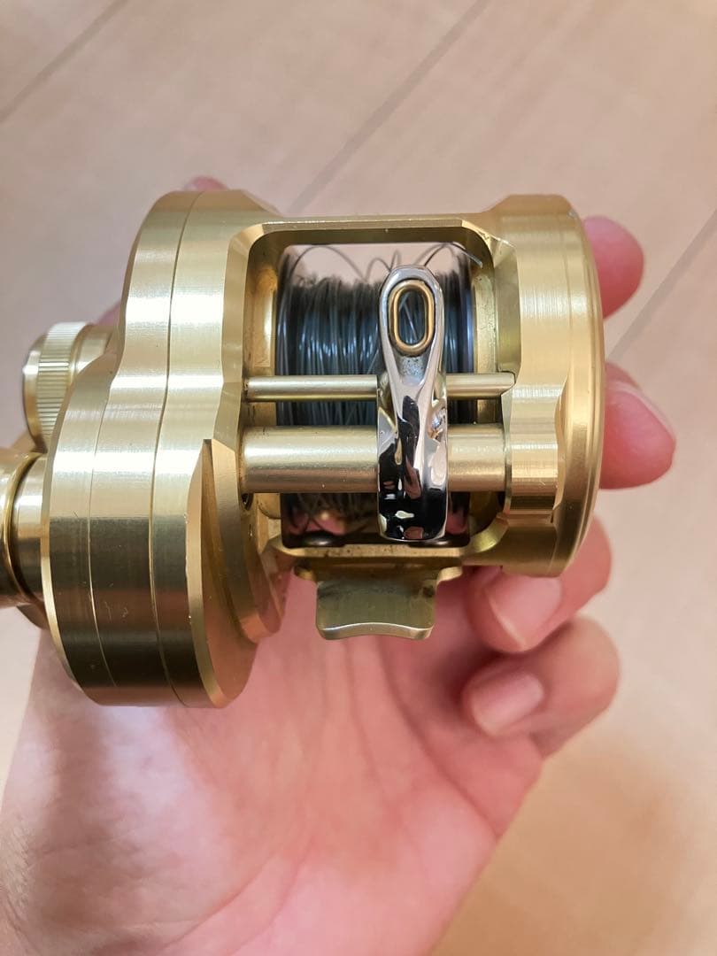 SHIMANO シマノ 21 カルカッタコンクエスト 200HG