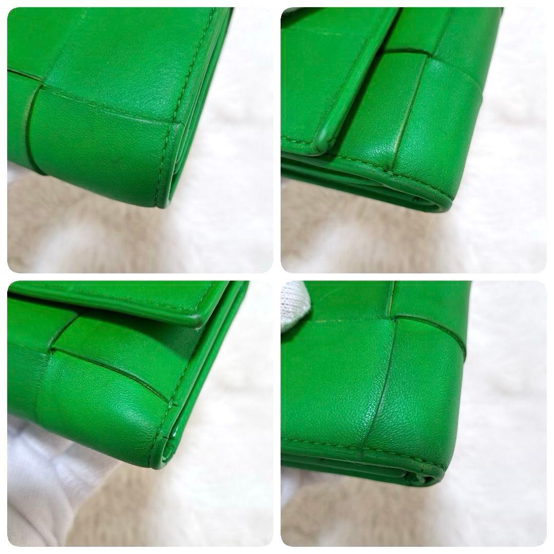 ✨人気色　RFID搭載✨　ボッテガ　三つ折り　カセット　レザー　パラキート