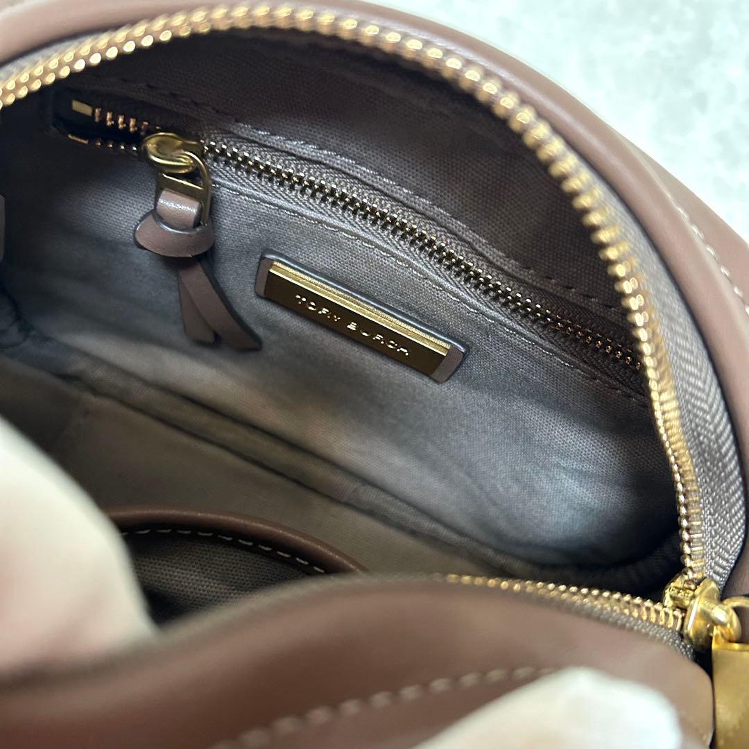 新品同様 トリーバーチ キラ シェブロン チェーンショルダーバッグ ブラウン